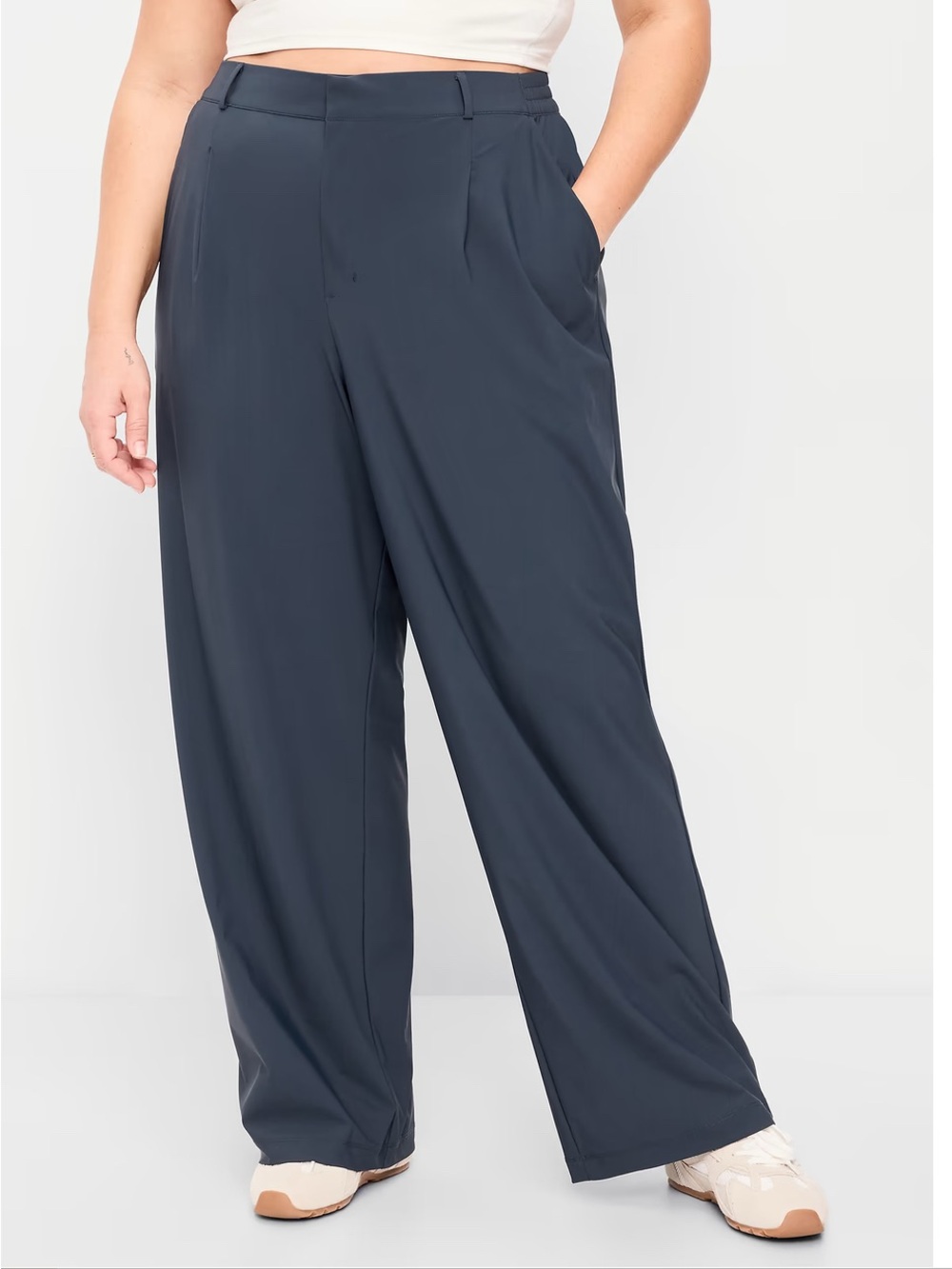 Old Navy Women’s Active Pants in Navy Blue